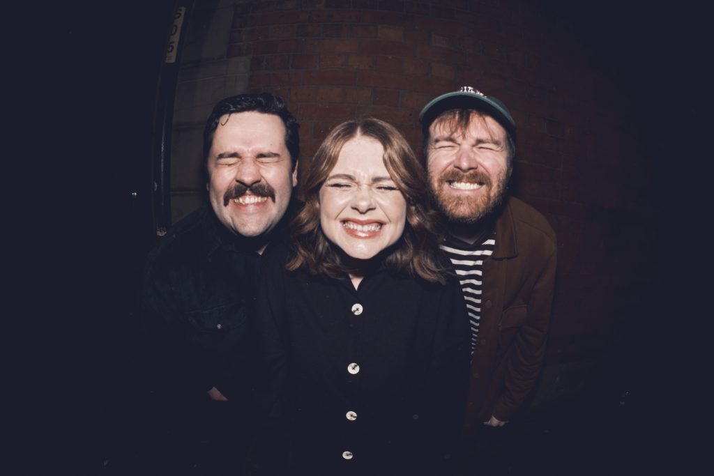 Mums, the noise rock band from the UK by Utopianmechanics